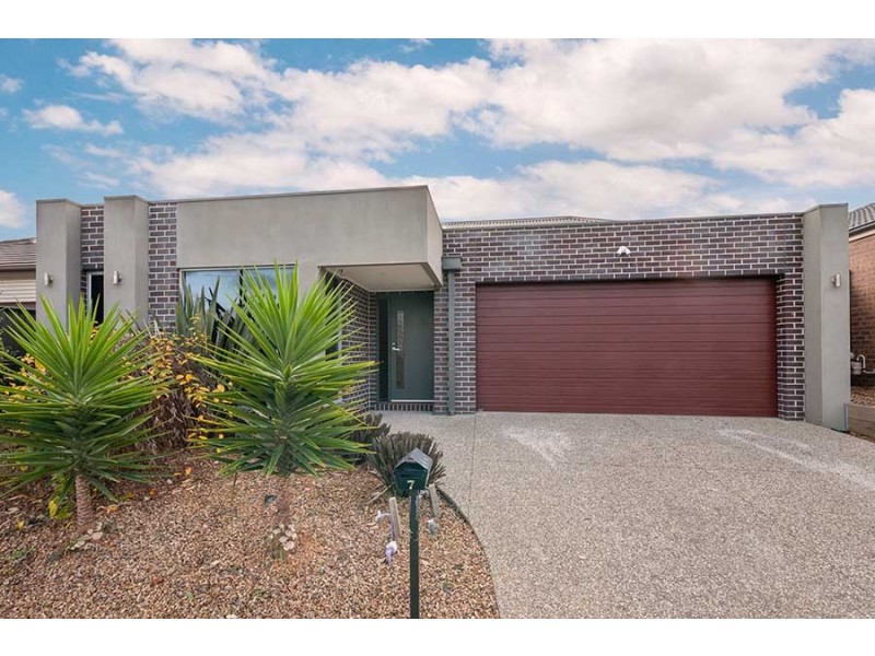 7 Watergum Avenue, Craigieburn VIC 3064