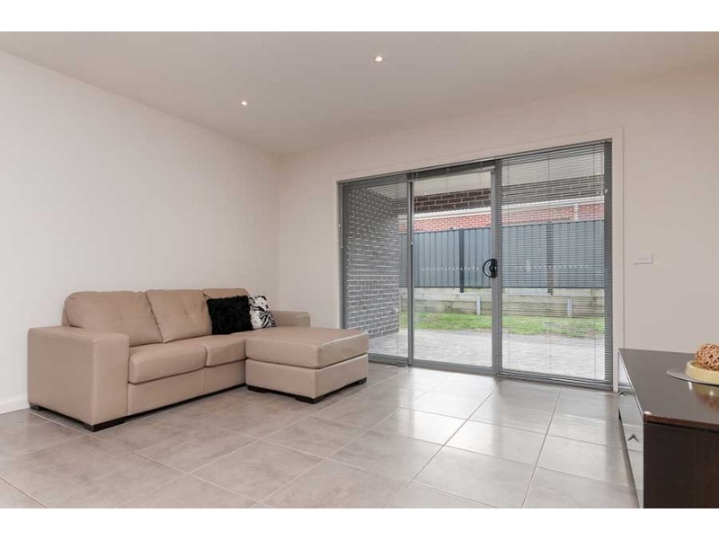 7 Watergum Avenue, Craigieburn VIC 3064
