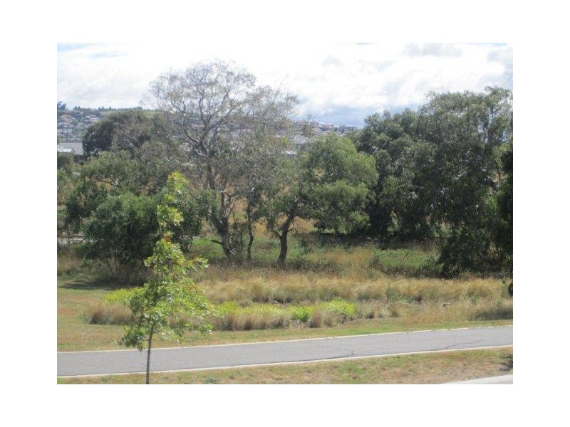 107 Creekwood Drive, Craigieburn VIC 3064