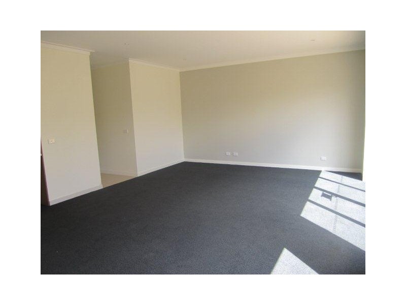 10 Jarrah Place, Craigieburn VIC 3064