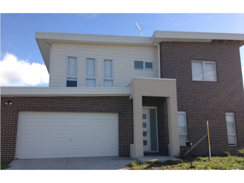 8 Burrora Way, Craigieburn VIC 3064