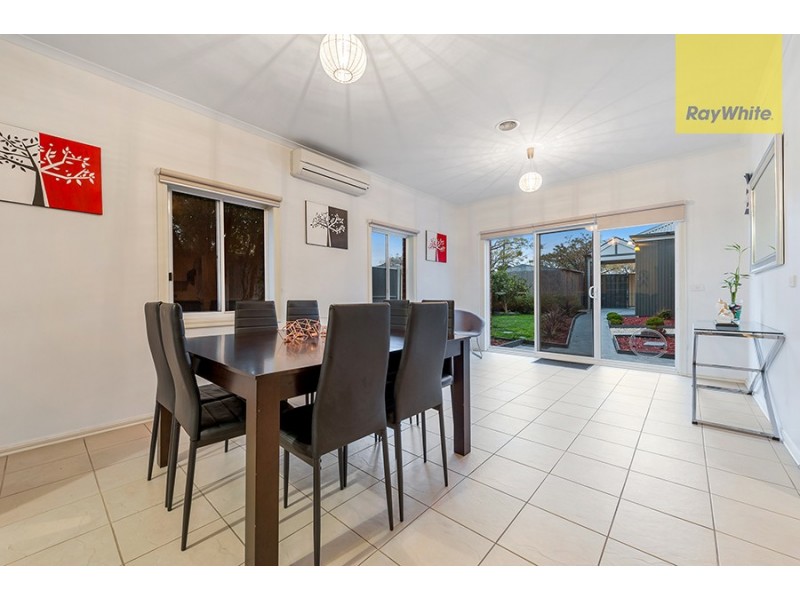 2 Cooma Lane, Craigieburn VIC 3064