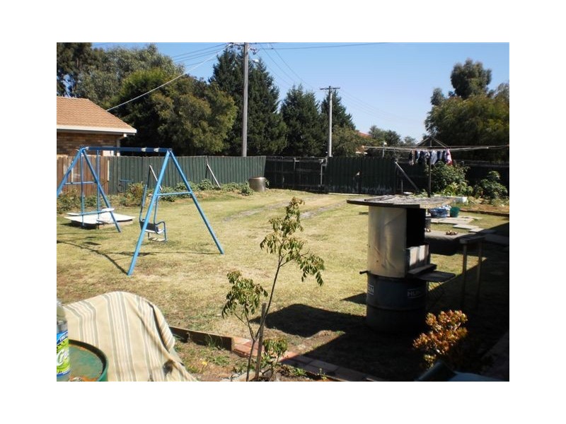 2 Hayle Court, Craigieburn VIC 3064