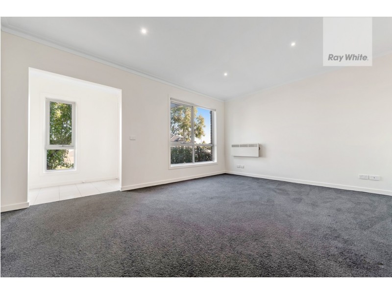 6 Jarrah Place, Craigieburn VIC 3064