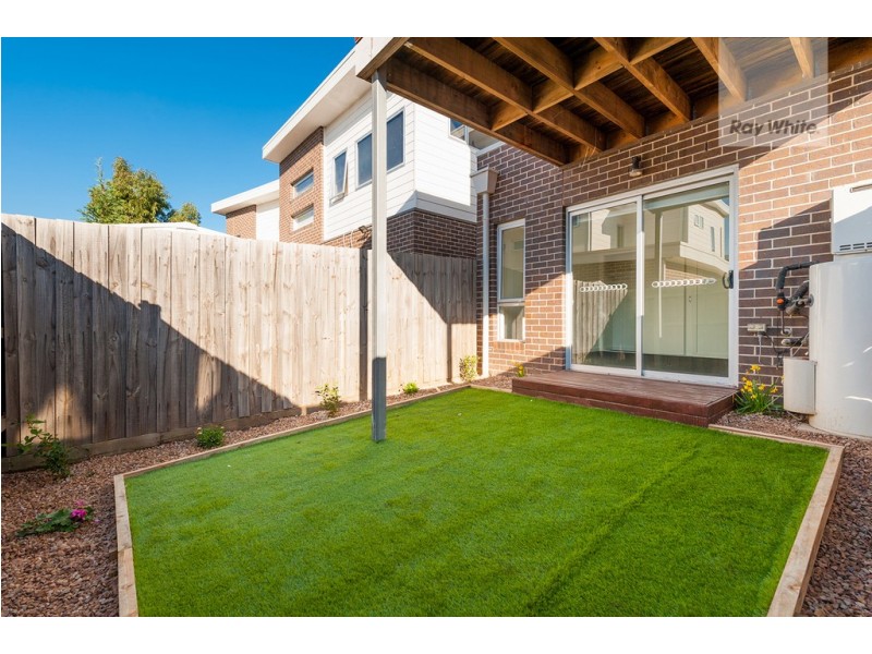 6 Jarrah Place, Craigieburn VIC 3064