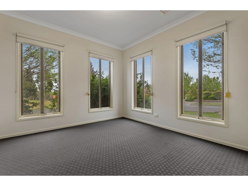 13 Northstead Way, Craigieburn VIC 3064
