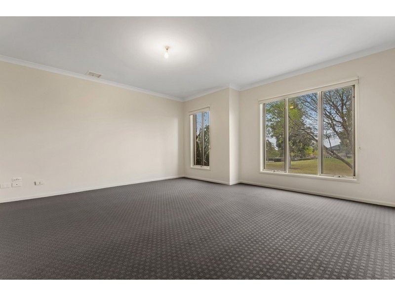 13 Northstead Way, Craigieburn VIC 3064