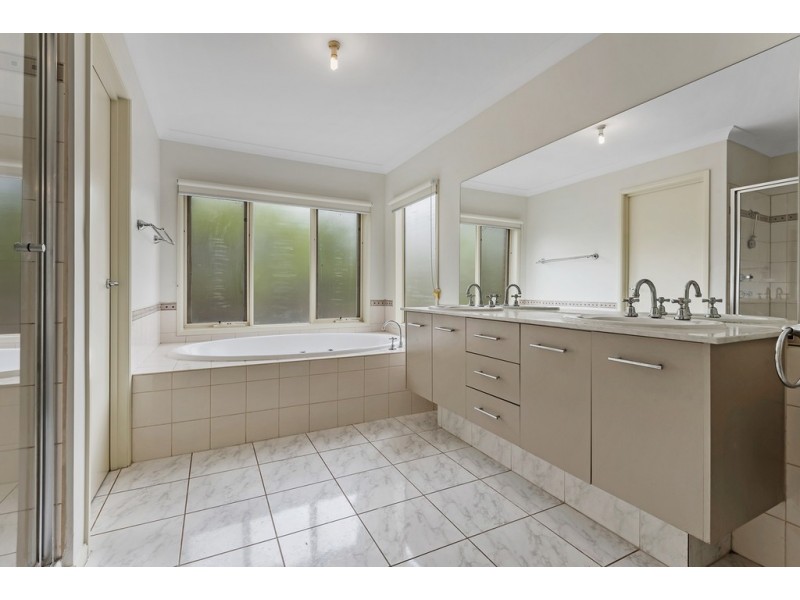 13 Northstead Way, Craigieburn VIC 3064