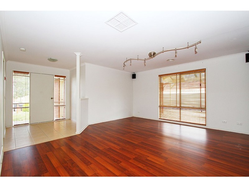 40 Emerald Circuit, Craigieburn VIC 3064