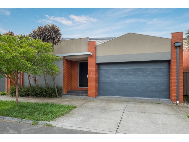 5 Tiree Lane, Craigieburn VIC 3064
