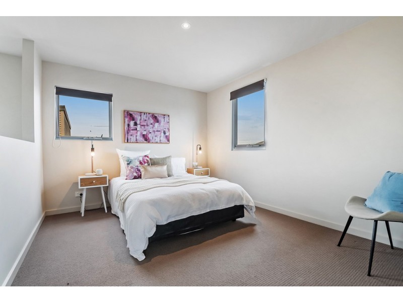 5 Tiree Lane, Craigieburn VIC 3064