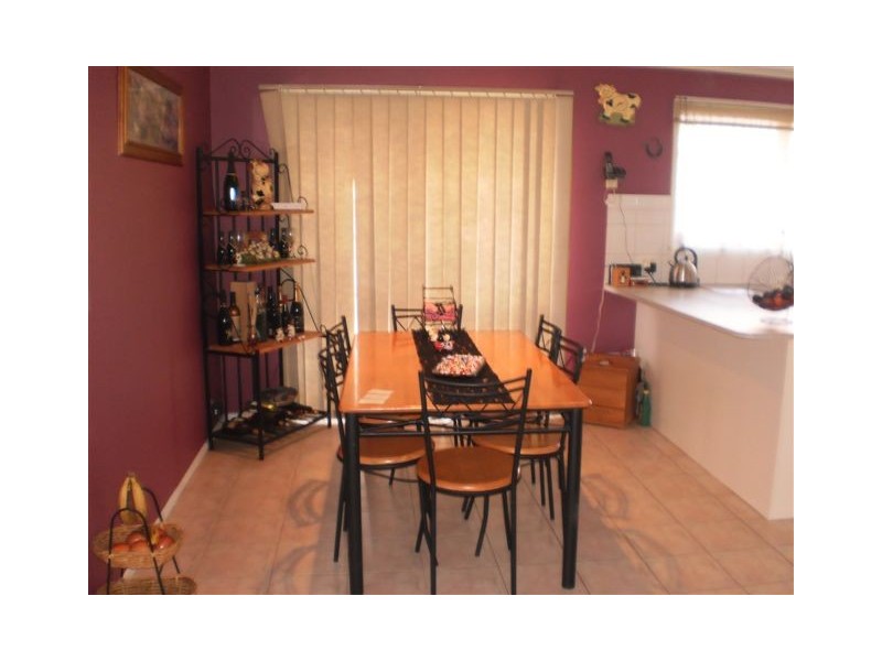 31 Pembroke Crescent, Craigieburn VIC 3064