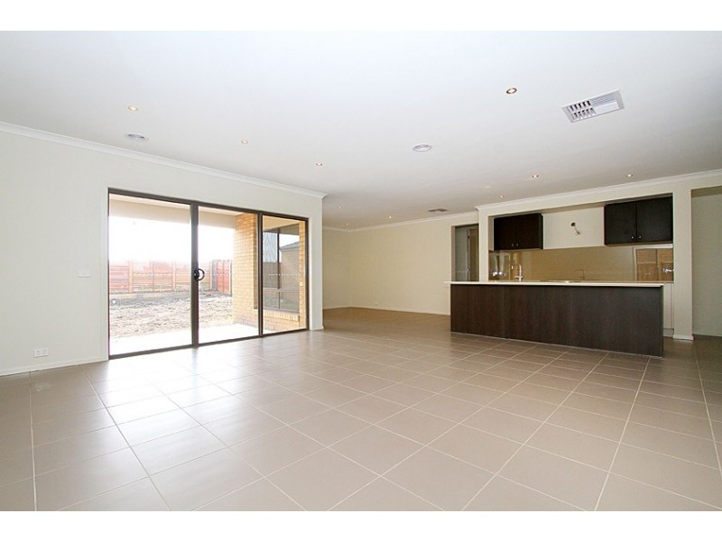 25 Lithgow Street, Beveridge VIC 3753