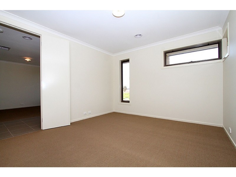 25 Lithgow Street, Beveridge VIC 3753