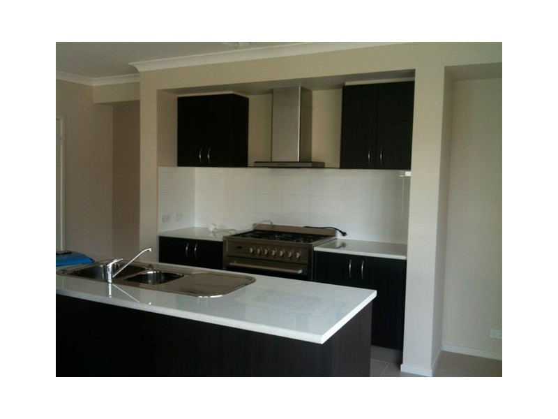 23 Grevillia Crescent, Craigieburn VIC 3064
