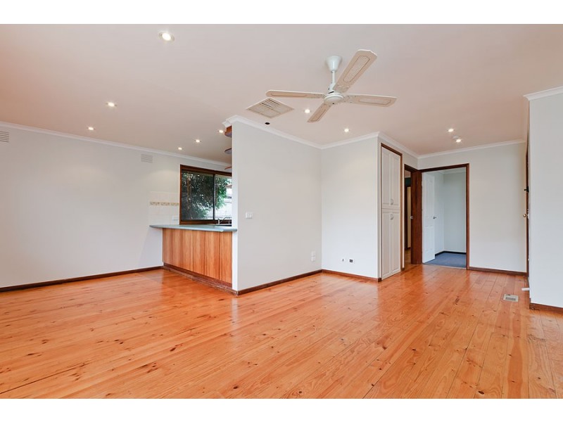 6 Waverley Court, Craigieburn VIC 3064