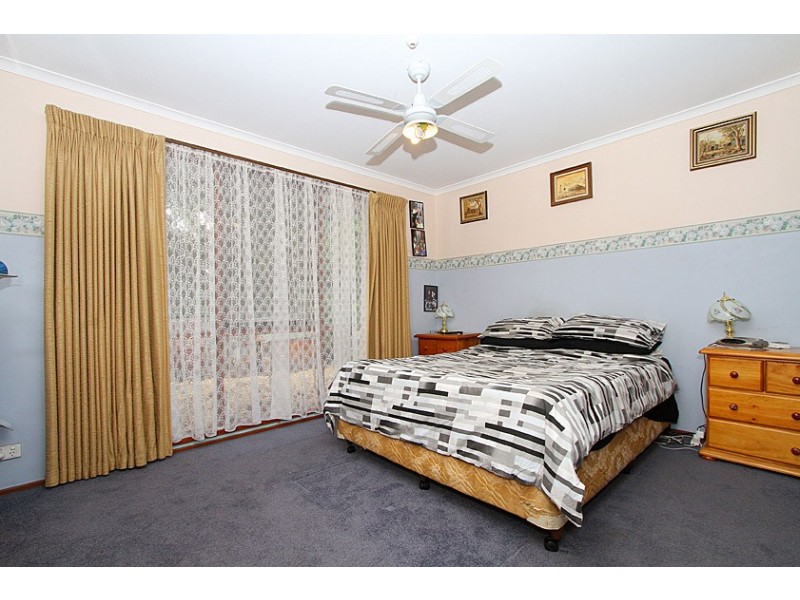 31 Mitford Crescent, Craigieburn VIC 3064