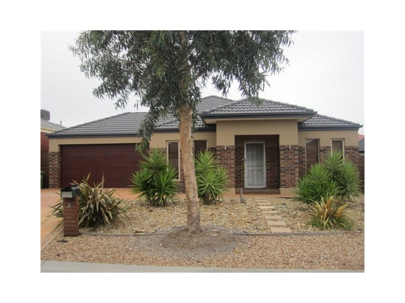 4 Gippsland Way, Craigieburn VIC 3064