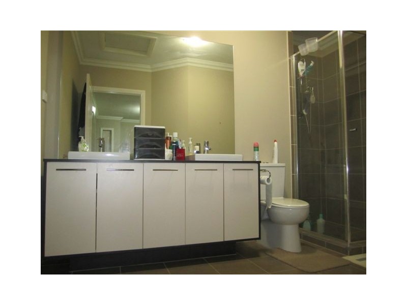 4 Gippsland Way, Craigieburn VIC 3064