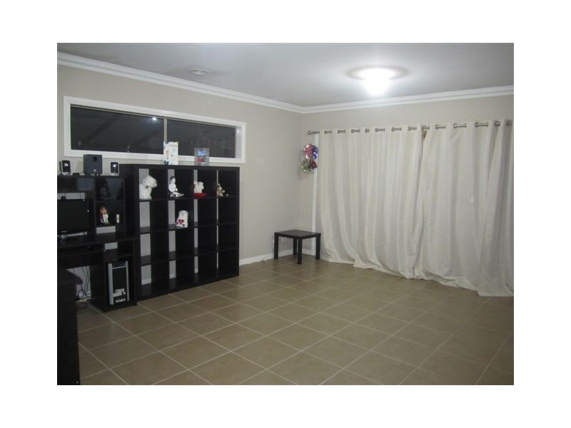 4 Gippsland Way, Craigieburn VIC 3064