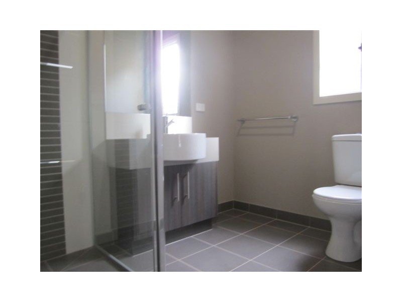 29 Fermont Avenue, Craigieburn VIC 3064