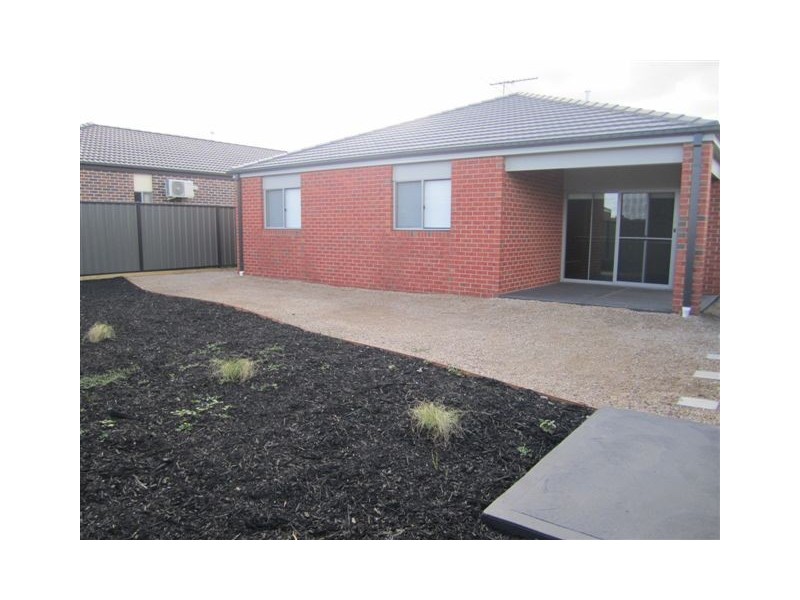29 Fermont Avenue, Craigieburn VIC 3064