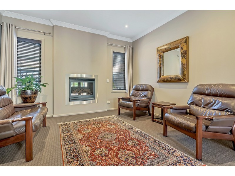 9 Coniston Place, Craigieburn VIC 3064