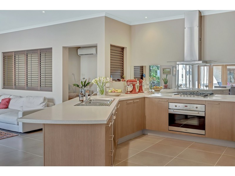 9 Coniston Place, Craigieburn VIC 3064