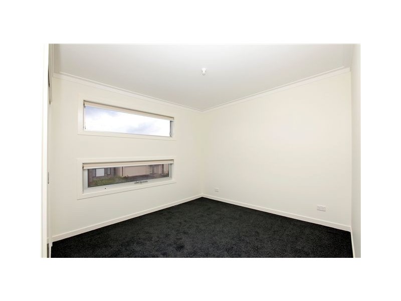 4 Jarrah Place, Craigieburn VIC 3064