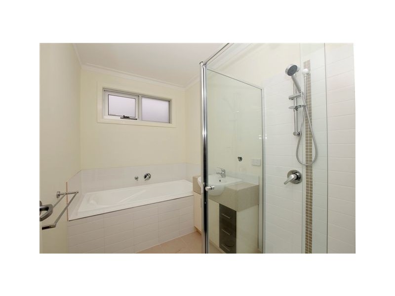 4 Jarrah Place, Craigieburn VIC 3064