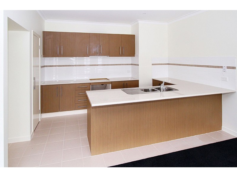 8 Jarrah Place, Craigieburn VIC 3064