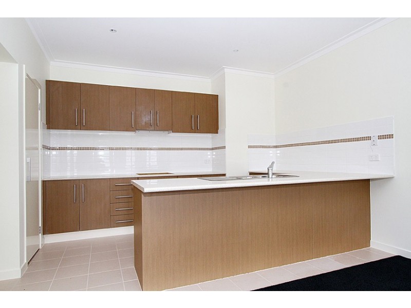 8 Jarrah Place, Craigieburn VIC 3064