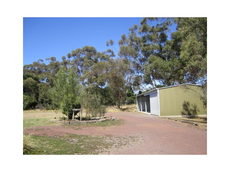 45 Parkland Crescent, Mickleham VIC 3064