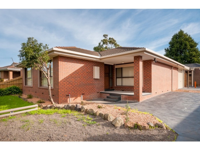 10 Whitley Crescent, Craigieburn VIC 3064