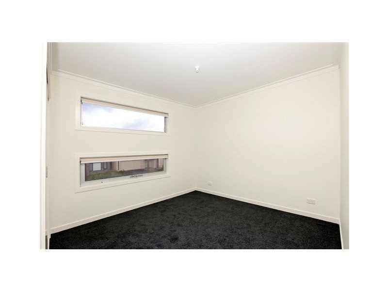 6 Jarrah Place, Craigieburn VIC 3064