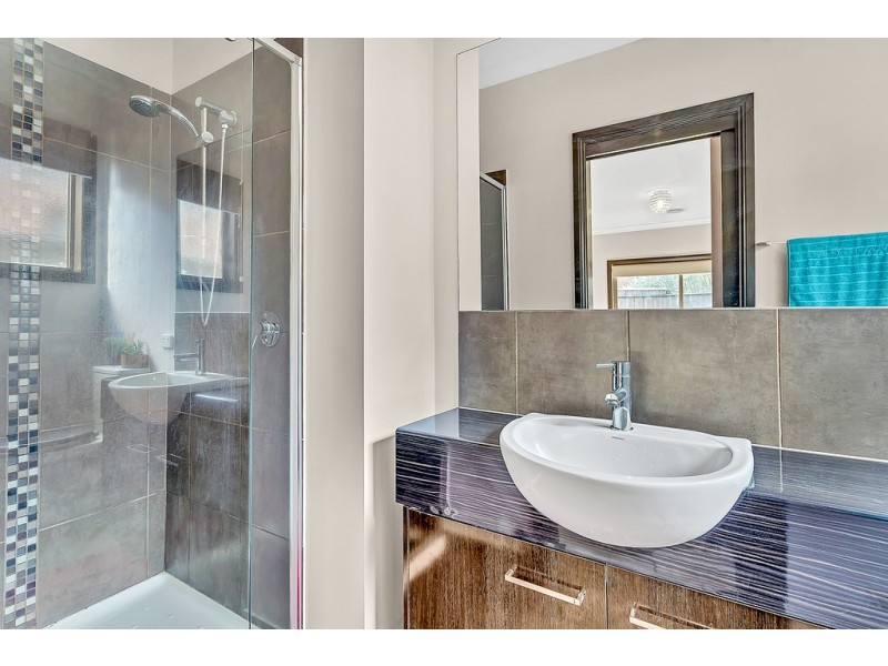 28 Somersby Road, Craigieburn VIC 3064