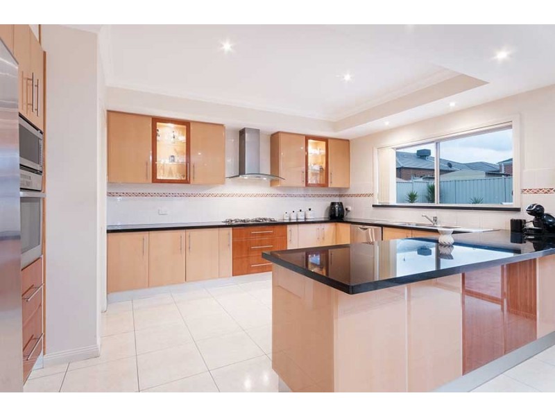 3 Deauville Green, Craigieburn VIC 3064