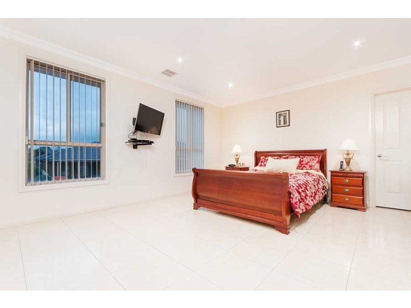 3 Deauville Green, Craigieburn VIC 3064