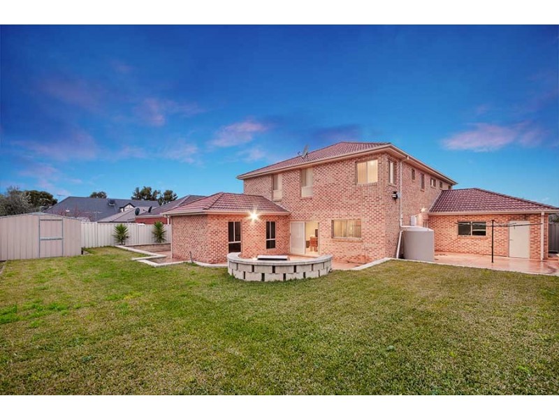 3 Deauville Green, Craigieburn VIC 3064