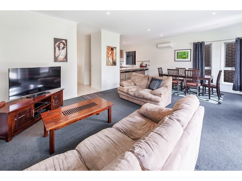 4 Jarrah Place, Craigieburn VIC 3064