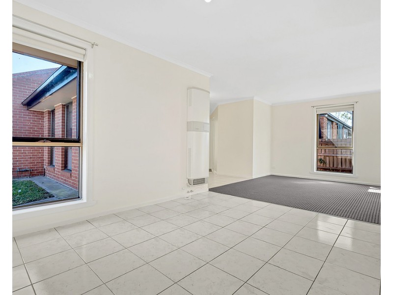 2/8 Huntingdale Court, Craigieburn VIC 3064