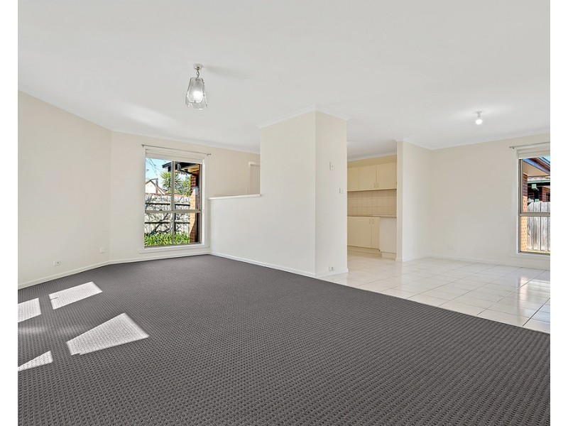 2/8 Huntingdale Court, Craigieburn VIC 3064
