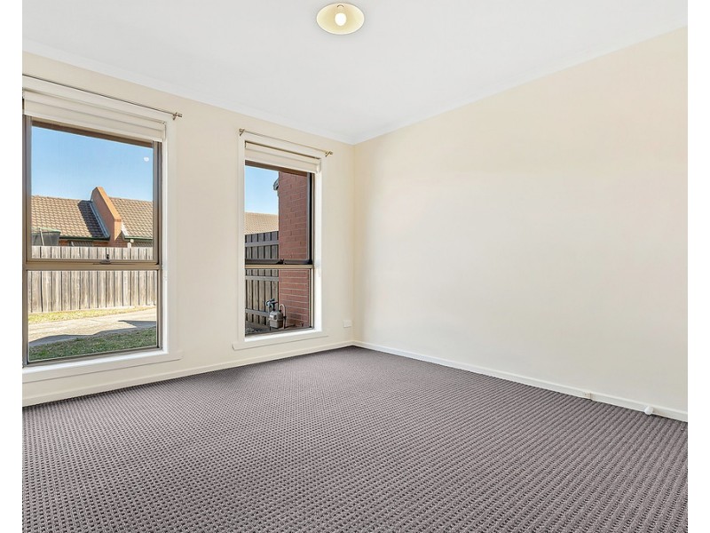 2/8 Huntingdale Court, Craigieburn VIC 3064