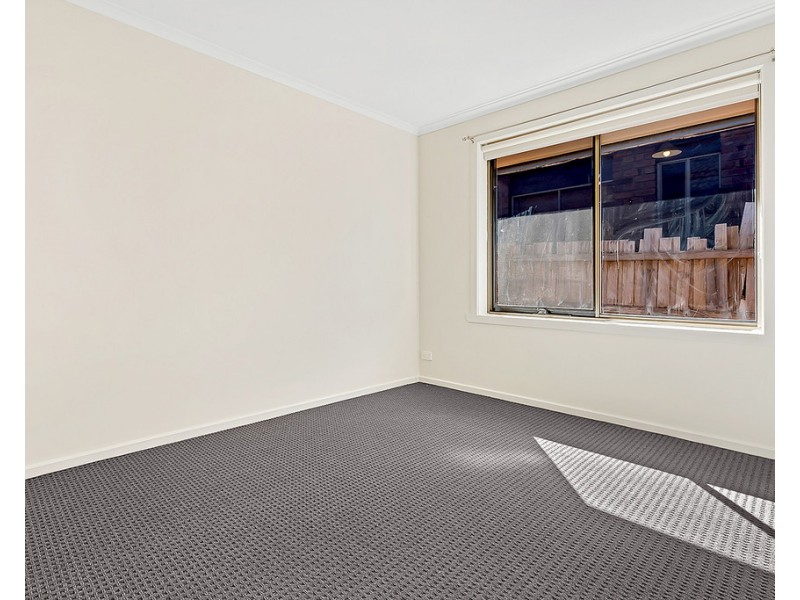 2/8 Huntingdale Court, Craigieburn VIC 3064