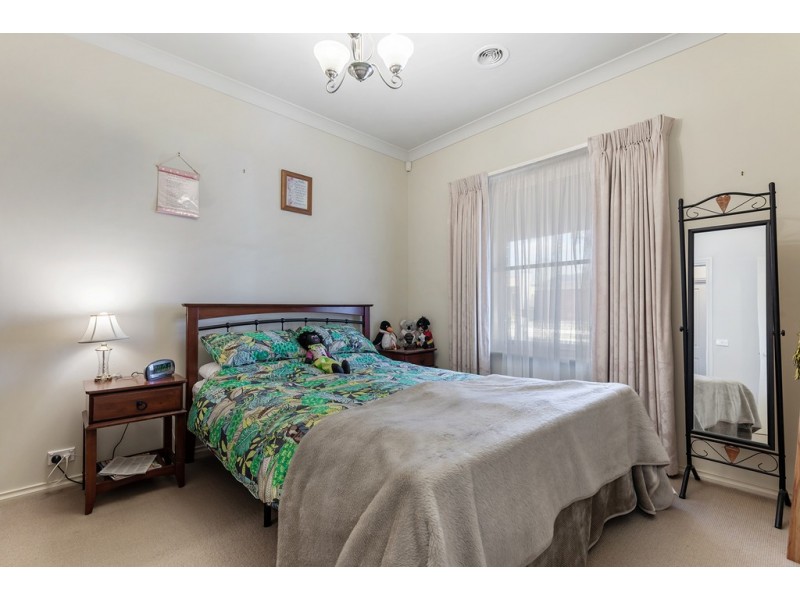 91 Mareeba Way, Craigieburn VIC 3064