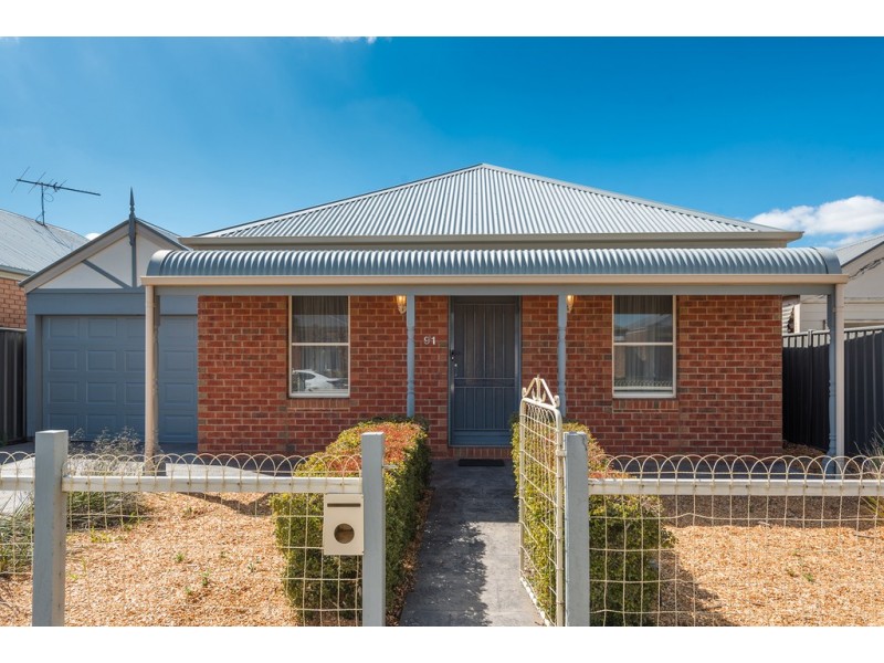 91 Mareeba Way, Craigieburn VIC 3064