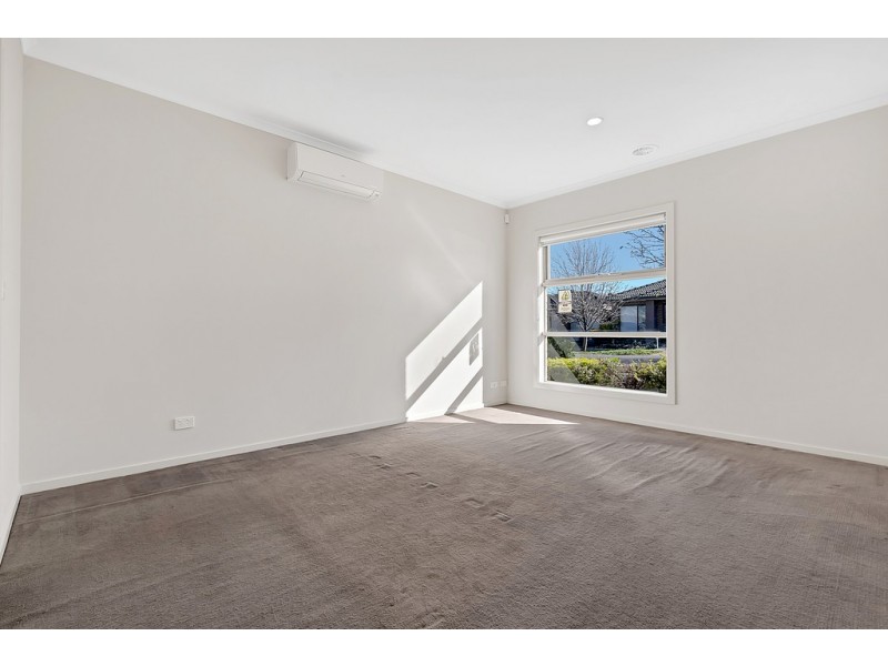 7 Cockatiel Circuit, Craigieburn VIC 3064