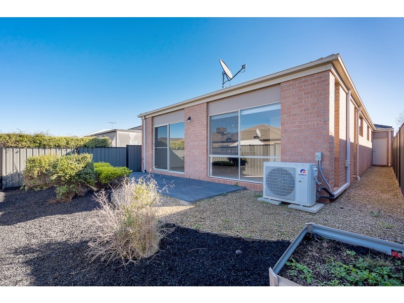 7 Cockatiel Circuit, Craigieburn VIC 3064
