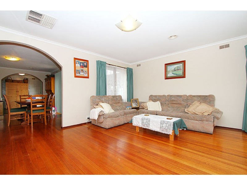 7 Hothlyn Drive, Craigieburn VIC 3064