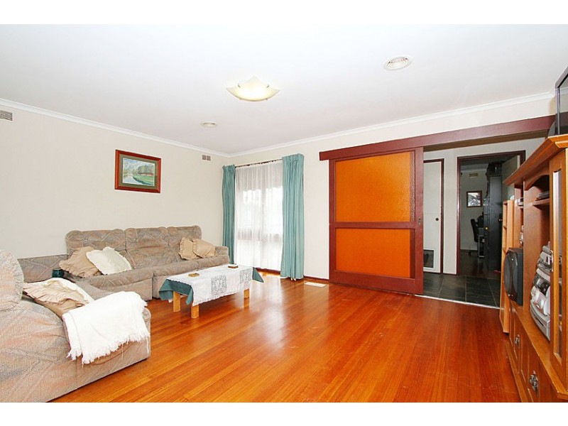 7 Hothlyn Drive, Craigieburn VIC 3064